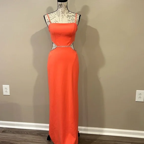 xscape beaded dress Xscape Sleeveless Beaded Evening Dress Gown Size 4 Nude Black Stretch Macys